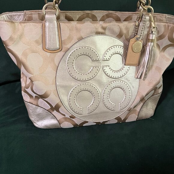 Coach Legacy or Optic Signature Collection series. - Picture 3 of 16